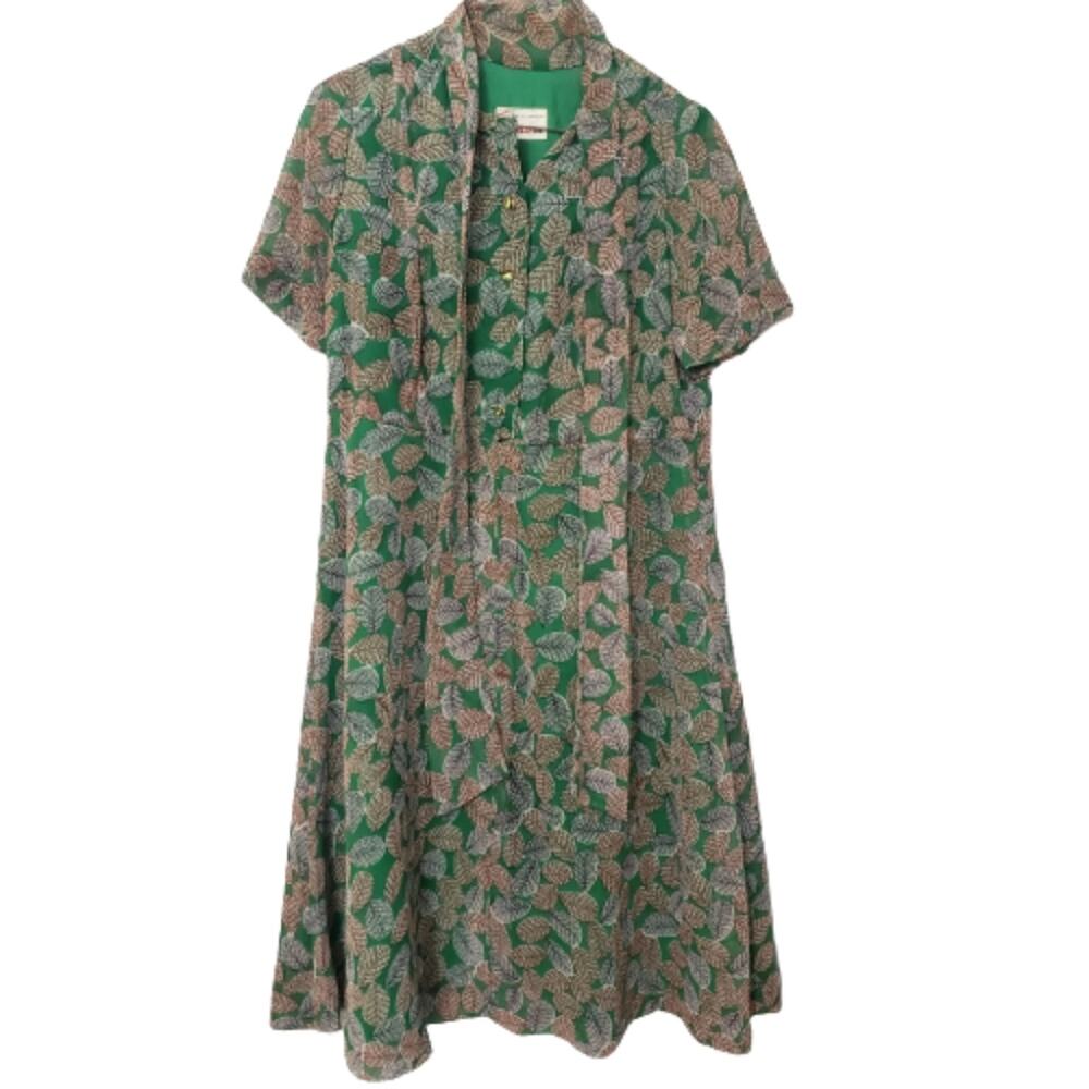 Vintage Green Brown Leaf Print Fit and Flare Bow Tie Short Sleeve Midi Dress